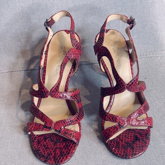 Via Spiga Women's‎ V-Mystique Snake Print Strappy Heel size 6 - Picture 4 of 7